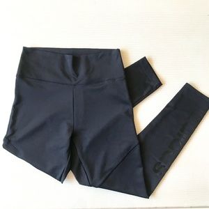 ADIDAS Black High Rise Legging - Size Medium